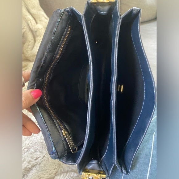 Vintage Needlepoint and Leather Blue Shoulder Bag - Picture 9 of 11